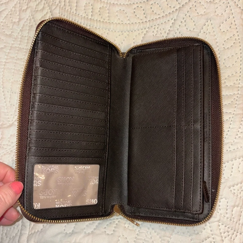 Michael Kors Jet Set Travel continental zip-around wallet in the signature brown